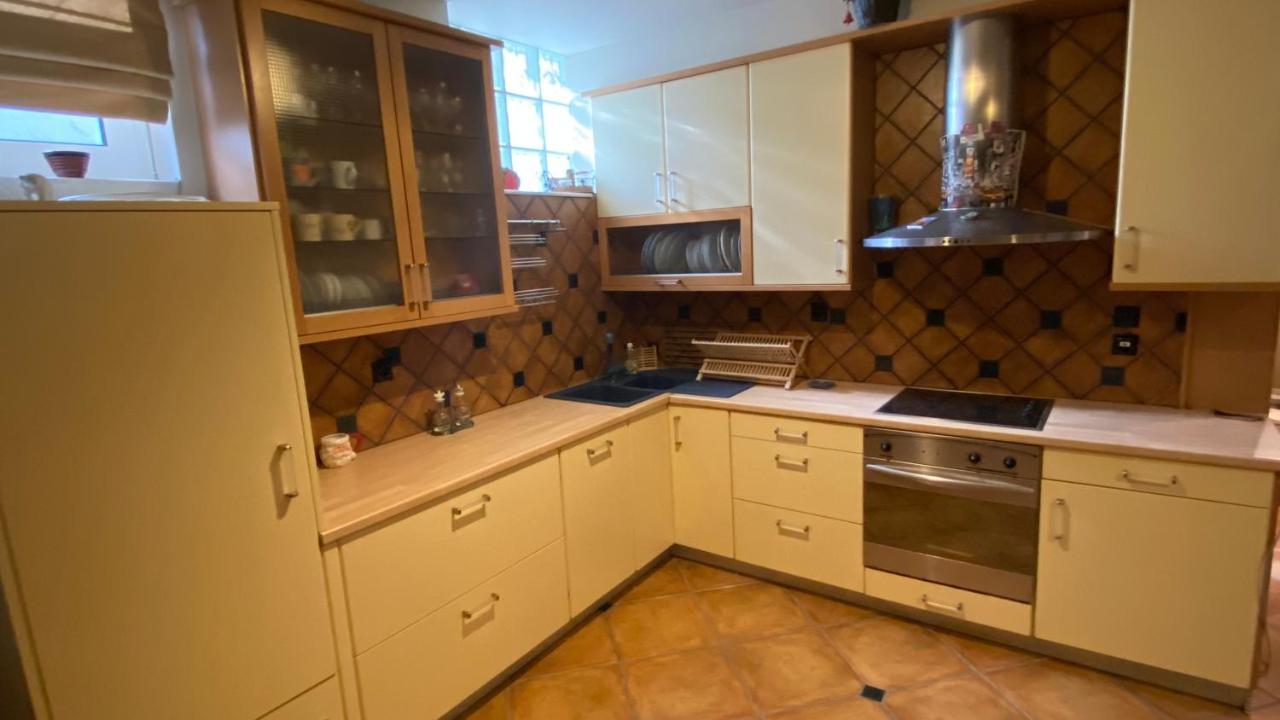 Seaside Family Apartment - Kalamata Farai Экстерьер фото